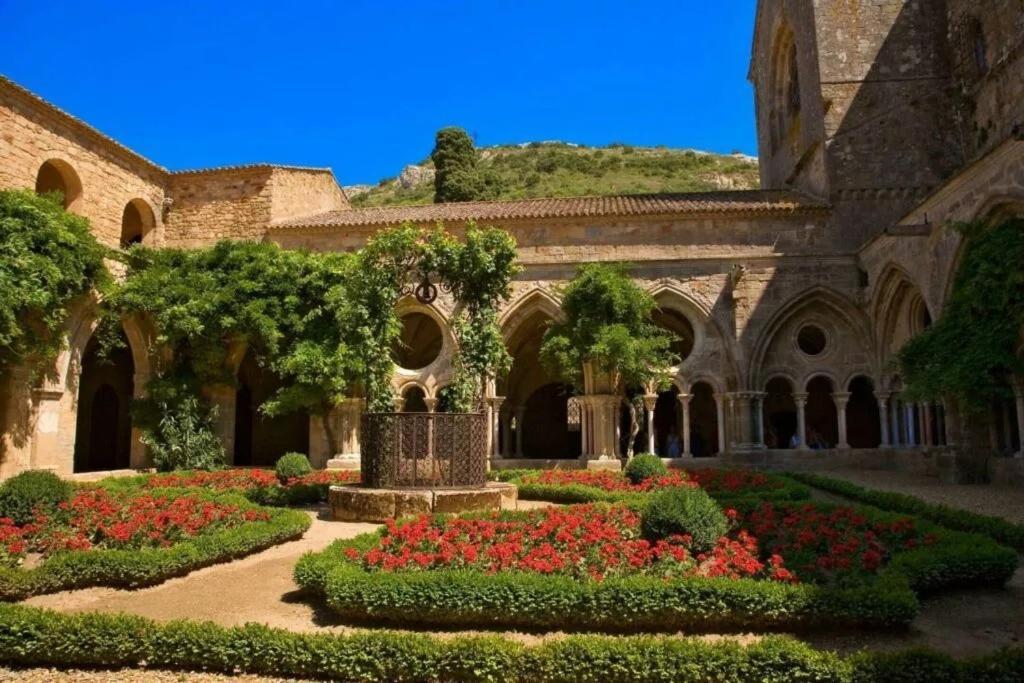 You&Me Narbonne Bagian luar foto